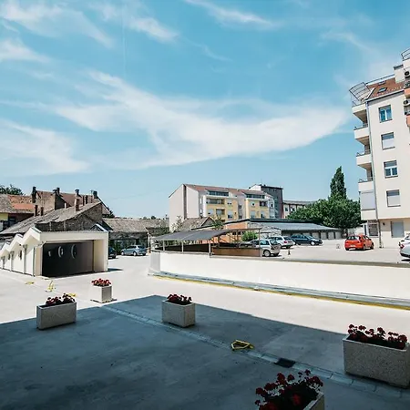 Bianca With Free Parking Appartement