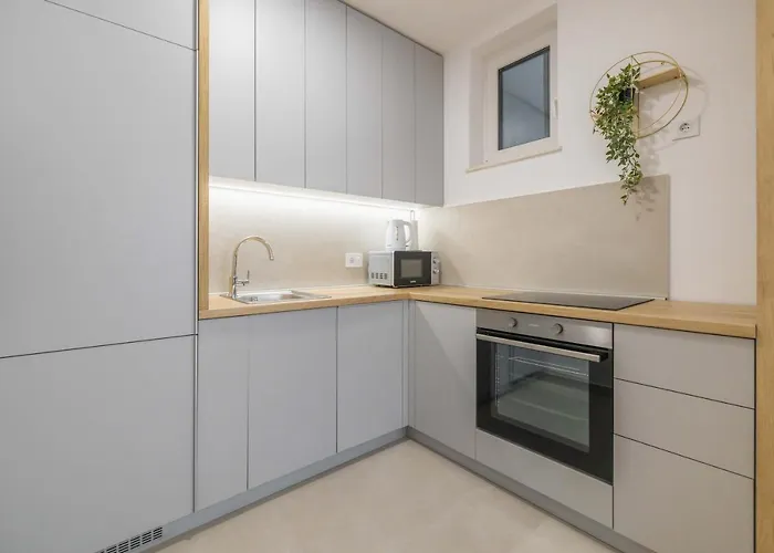 Bianca With Free Parking Novi Sad