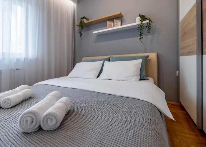 Bianca With Free Parking